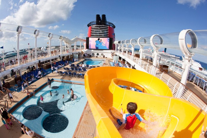 Families cruise lines family vacation kid experience trip